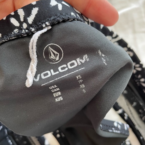 Volcom bikini bottom - Picture 4 of 4